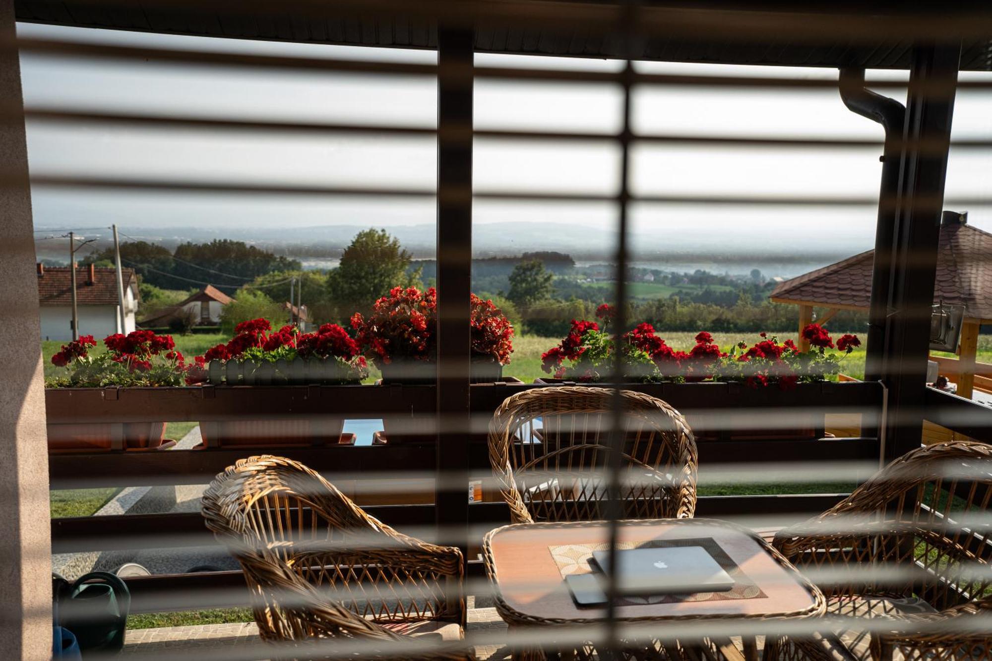 Zlatni Prag - Kraljevo Villa Exteriör bild
