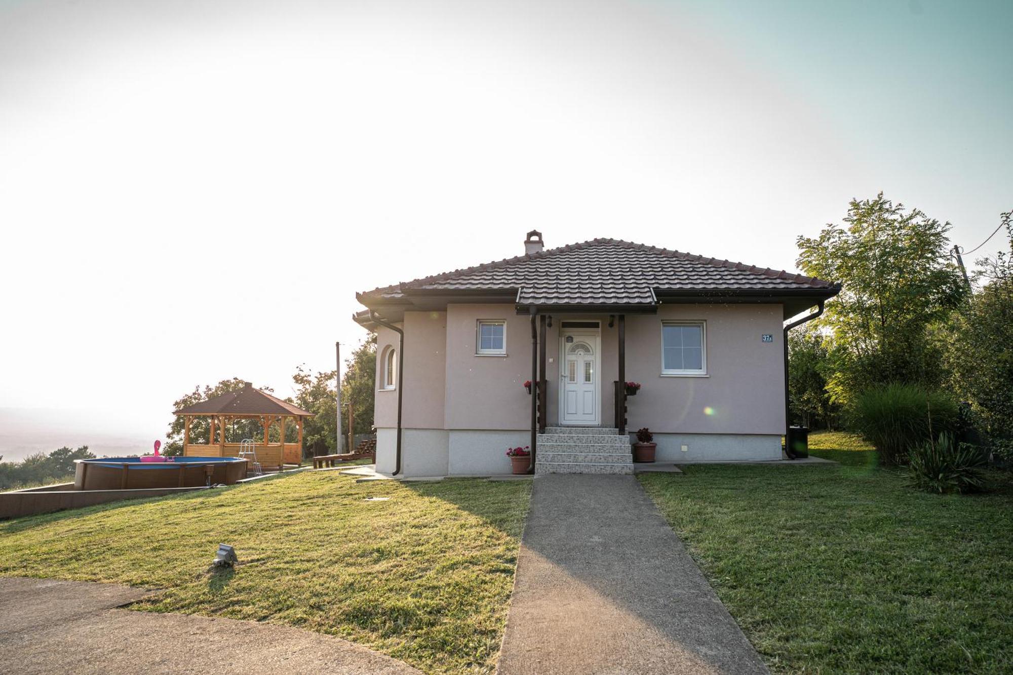 Zlatni Prag - Kraljevo Villa Exteriör bild